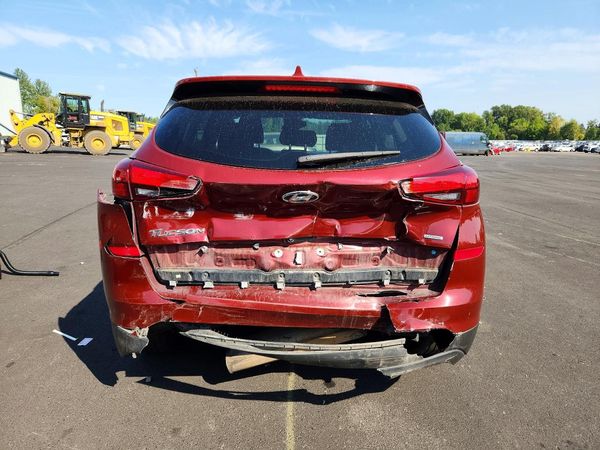 2019 HYUNDAI TUCSON SE