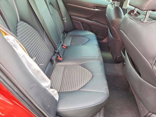 2019 TOYOTA CAMRY