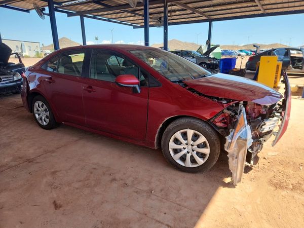 2026 TOYOTA COROLLA — Passenger 3/4