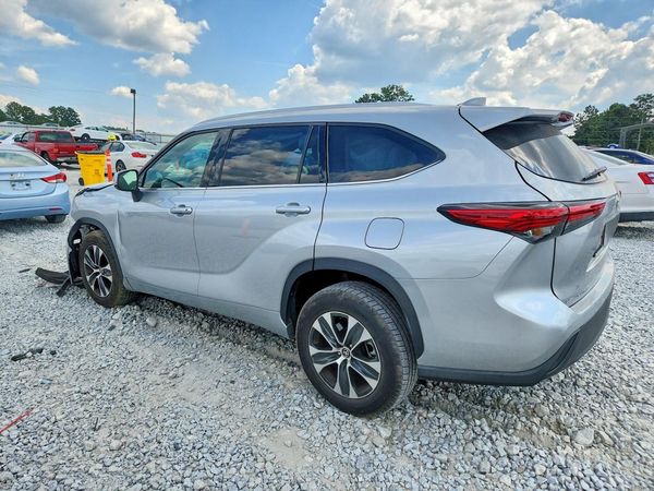 2022 TOYOTA HIGHLANDER