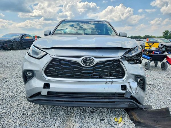 2022 TOYOTA HIGHLANDER