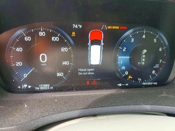 2021 VOLVO XC90