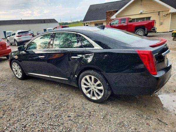 2017 CADILLAC XTS Luxury