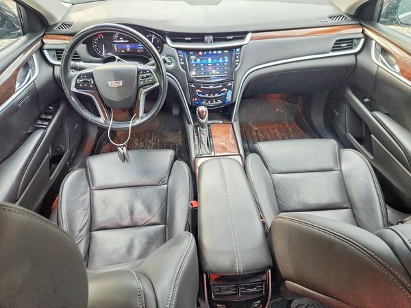 2017 CADILLAC XTS Luxury
