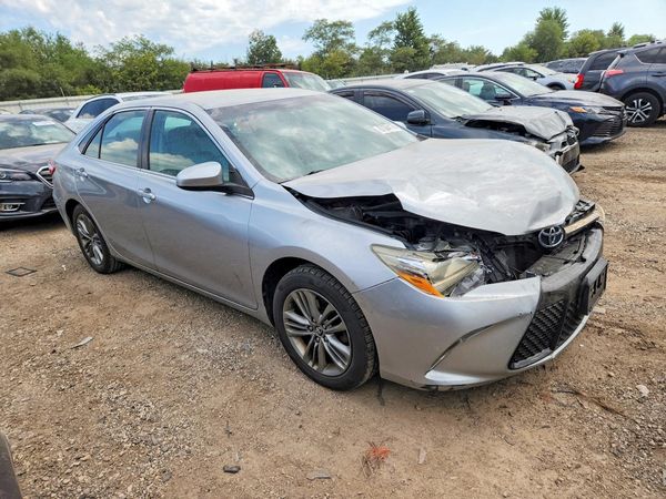 2016 TOYOTA CAMRY — Passenger 3/4