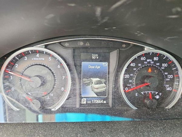 2016 TOYOTA CAMRY — ODOM