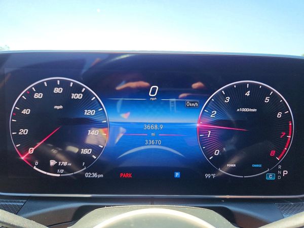 2024 MERCEDES-BENZ C