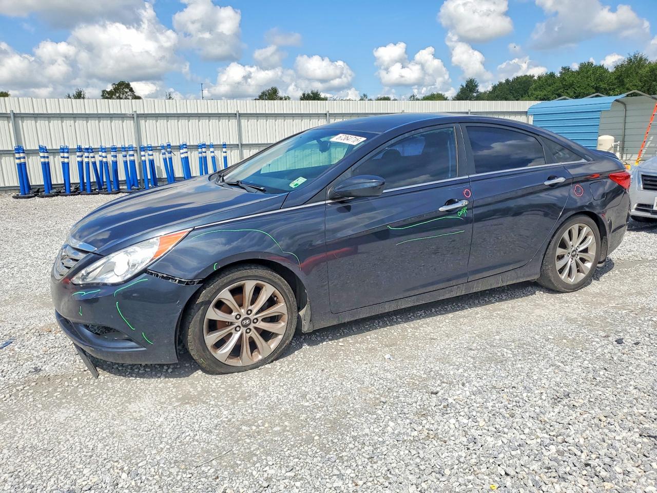 2013 HYUNDAI SONATA