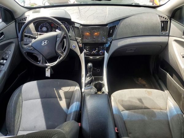 2013 HYUNDAI SONATA