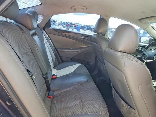 2013 HYUNDAI SONATA