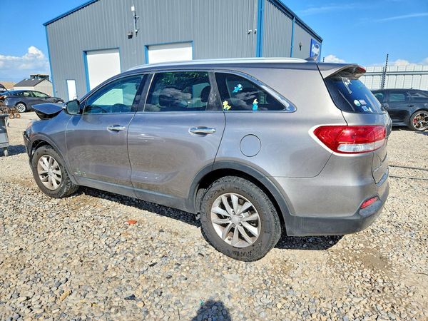 2017 KIA SORENTO L, LX