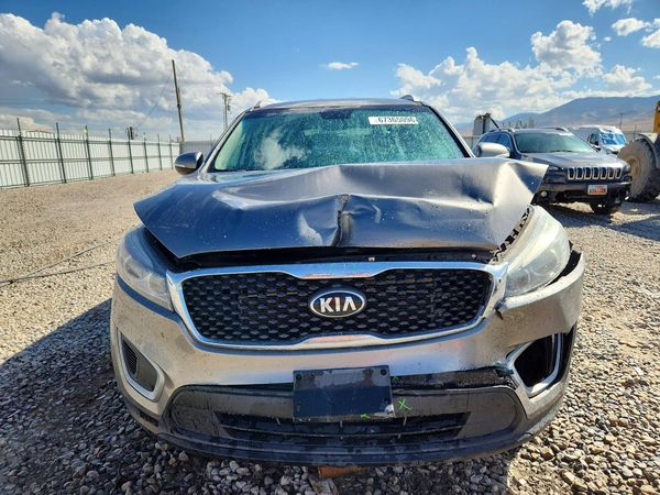 2017 KIA SORENTO L, LX