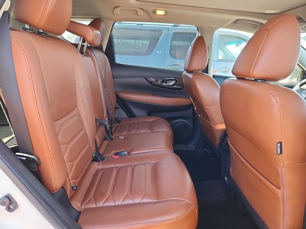 2018 NISSAN ROGUE
