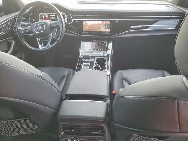 2021 AUDI Q8