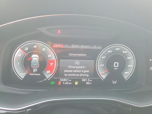 2021 AUDI Q8
