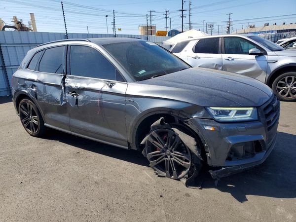 2018 AUDI SQ5