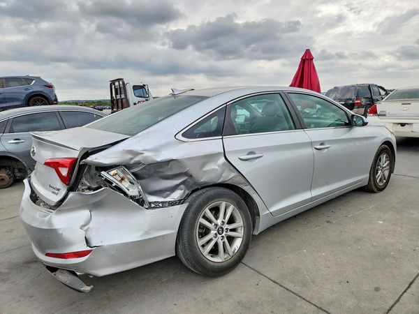 2017 HYUNDAI SONATA SE, Eco