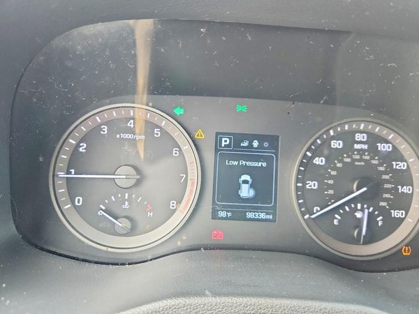 2018 HYUNDAI TUCSON