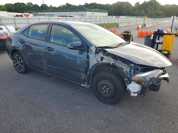 2018 TOYOTA COROLLA L/LE/SE/XLE/XSE — Passenger 3/4