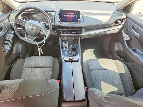 2025 NISSAN ROGUE SV