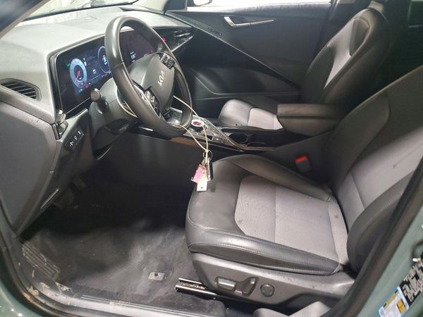 2024 KIA NIRO Wind