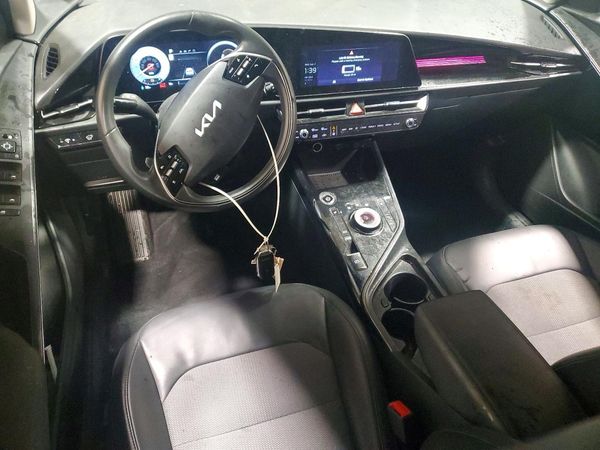 2024 KIA NIRO Wind