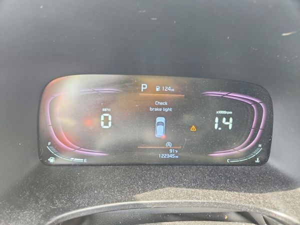 2023 KIA SOUL LX, S