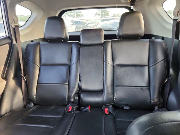2015 TOYOTA RAV4 XLE (M Grade)