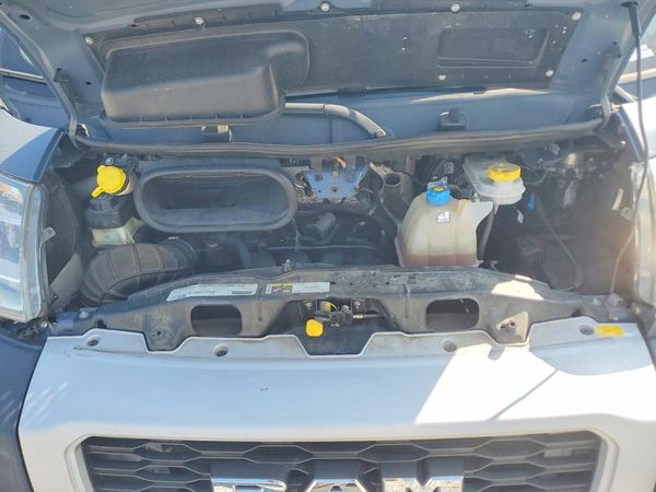 2020 RAM PROMASTER 3500 VF — Engine bay