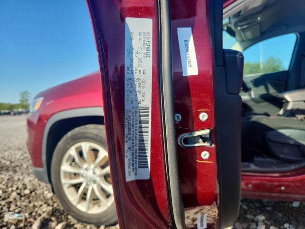 2019 JEEP CHEROKEE