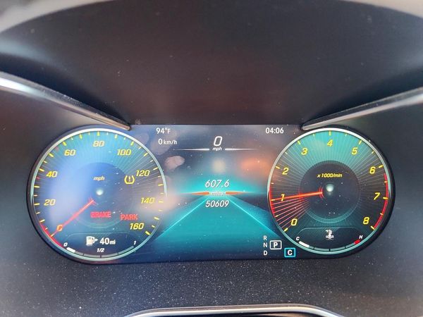 2022 MERCEDES-BENZ GLC