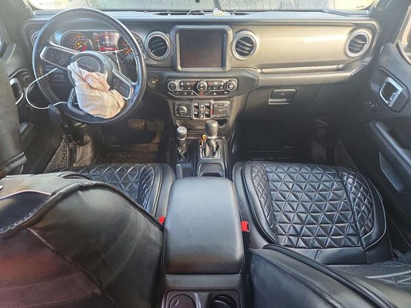 2022 JEEP WRANGLER UNLIMITED Unlimited Sahara — CKPT