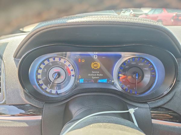 2018 CHRYSLER 300