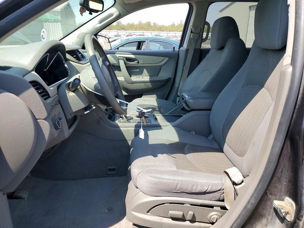 2014 CHEVROLET TRAVERSE LS