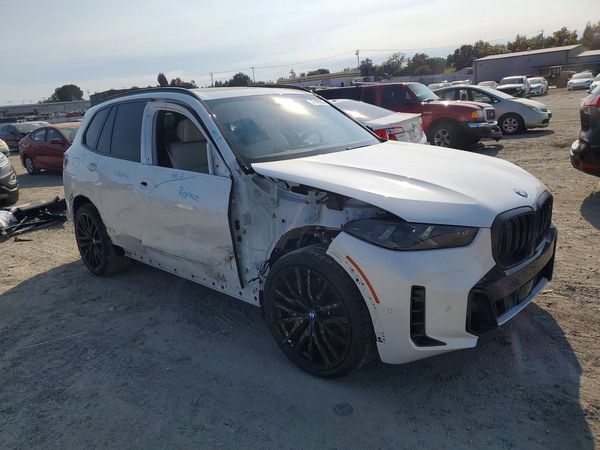 2026 BMW X5 M60i