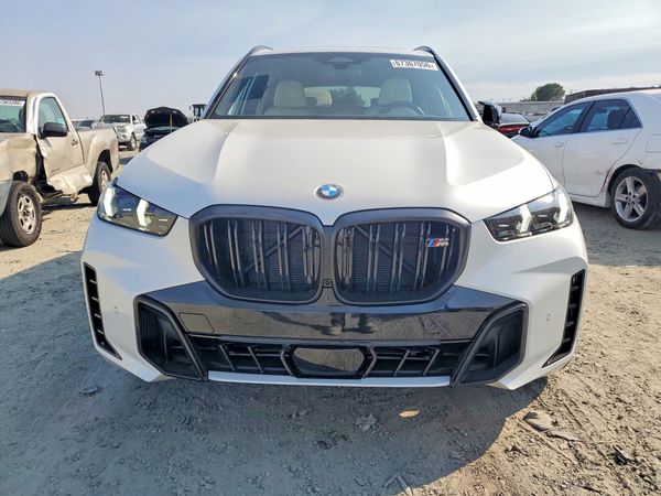 2026 BMW X5 M60i