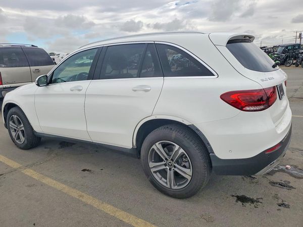 2022 MERCEDES-BENZ GLC
