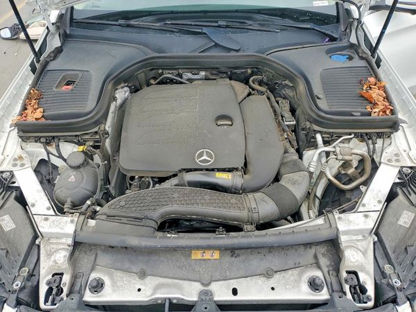 2022 MERCEDES-BENZ GLC
