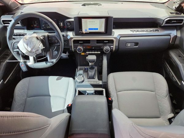 2025 TOYOTA TACOMA