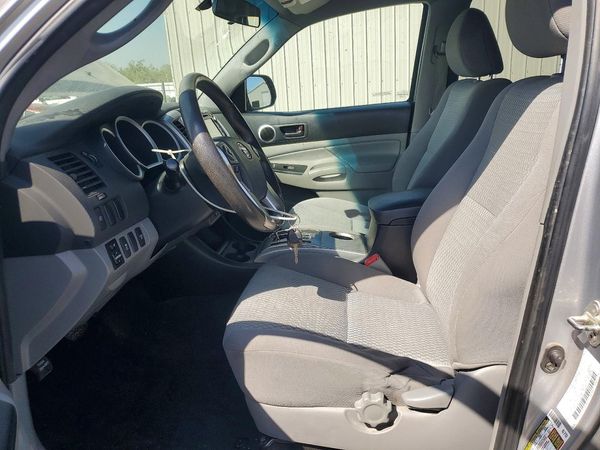 2015 TOYOTA TACOMA