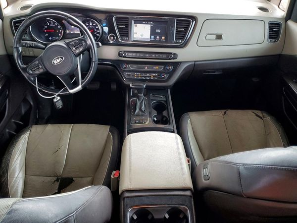 2018 KIA SEDONA