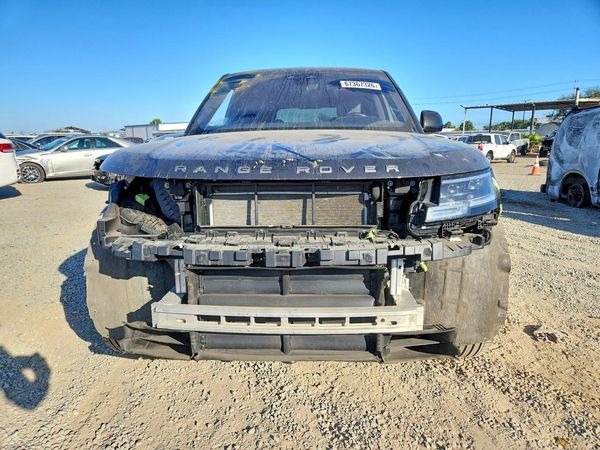 2023 LAND ROVER RANGE ROVER SE
