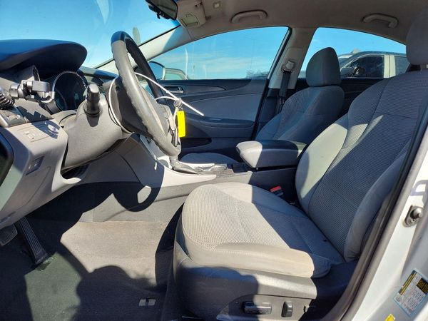 2014 HYUNDAI SONATA GLS/ GLS Popular