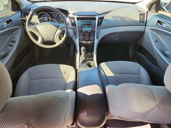 2014 HYUNDAI SONATA GLS/ GLS Popular