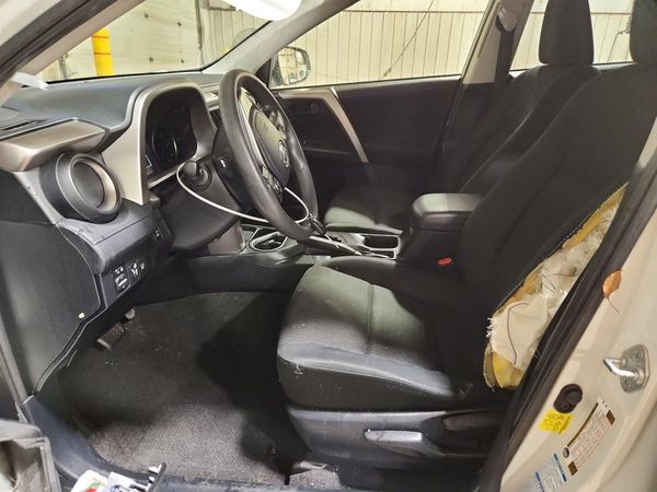 2018 TOYOTA RAV4 LE