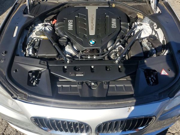 2014 BMW 750