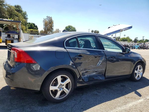 2012 VOLVO S60
