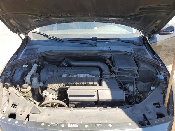 2012 VOLVO S60
