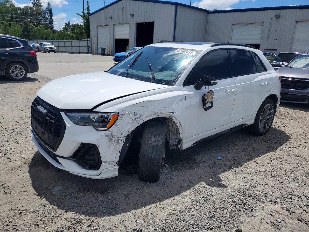 2021 AUDI Q3