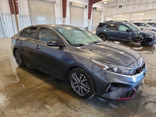 2024 KIA FORTE